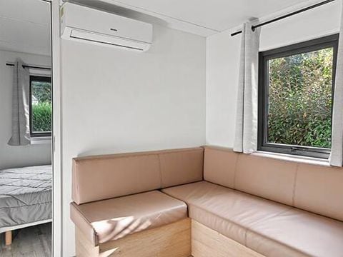MOBILHOME 6 personnes - Premium Exclusive | 3 Ch. | 6 Pers. | Terrasse surélevée | 1 SDB | Clim. | TV