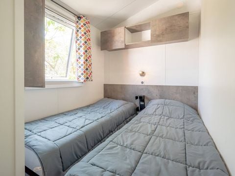 MOBILHOME 8 personnes - Mobil-home | Premium | 4 Ch. | 8 Pers. | Terrasse Lounge | 2 SDB | Clim. | TV