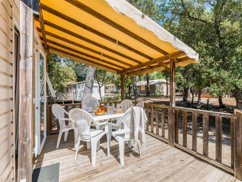 Mobilhome 6 personnes - Mobil-home | Classic | 3 Ch. | 6 Pers. | Terrasse surélevée | Clim.