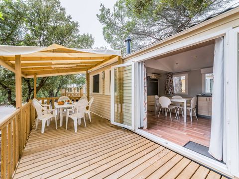Mobilhome 6 personnes - Mobil-home | Premium | 3 Ch. | 6 Pers. | Terrasse surélevée | Clim.