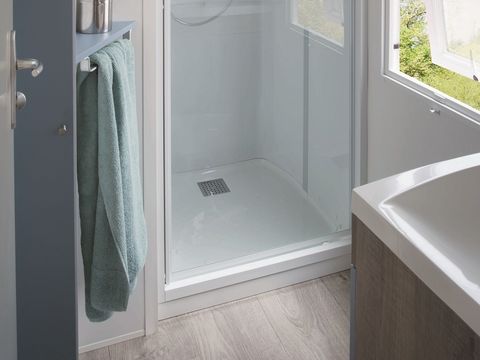 MOBILHOME 4 personnes - Confort TV - 2 chambres - 4 personnes