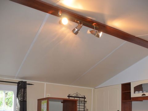 MOBILHOME 4 personnes - Mobil-home Confort 29m² 2 chambres + TV 4 pers