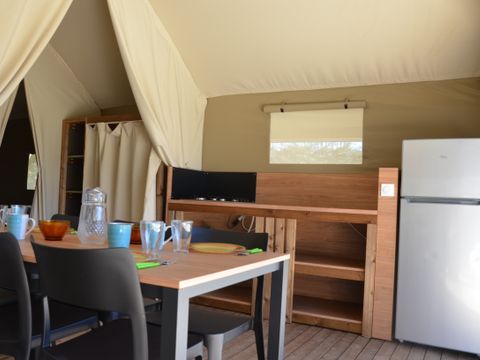 TENTE TOILE ET BOIS 6 personnes - Tente Woodlodge Confort Family 34m² - 3 chambres - sans sanitaire 6 pers