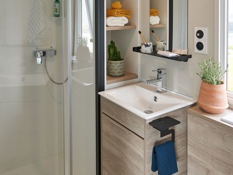 MOBILHOME 4 personnes - Otello Sabia SIGNATURE & SPA Quartier Piéton.