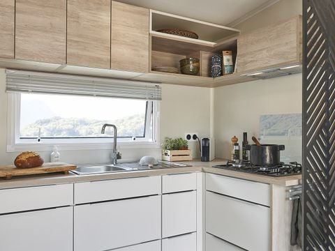 MOBILHOME 4 personnes - Otello Sabia SIGNATURE & SPA Quartier Piéton.