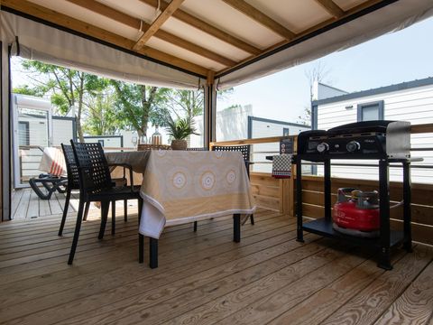 MOBILHOME 4 personnes - Otello Sabia SIGNATURE & SPA Quartier Piéton.