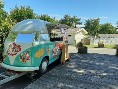 Camping Les Chèvrefeuilles  - Camping Charente-Maritime