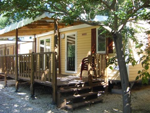 MOBILHOME 6 personnes - 4/6 places 30 m²