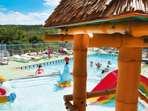 Le Petit Bois - Camping Sites et Paysages - Camping Ardeche