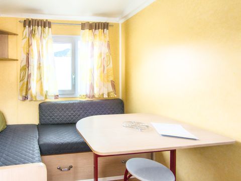 BUNGALOW 3 personnes - Bois 18m² / 2 chambres / sans sanitaires