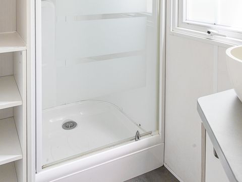 MOBILHOME 2 personnes - Confort 25m² / 1 chambre / clim