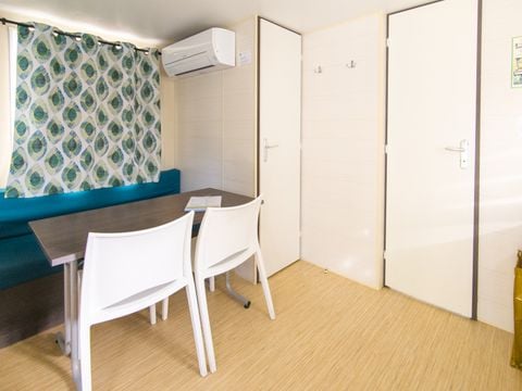 MOBILHOME 2 personnes - Confort 25m² / 1 chambre / clim
