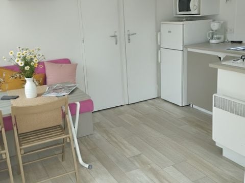 MOBILHOME 4 personnes - Confort 25m² (2 chambres) + TV + Terrasse intégrée - Arrivée Dimanche