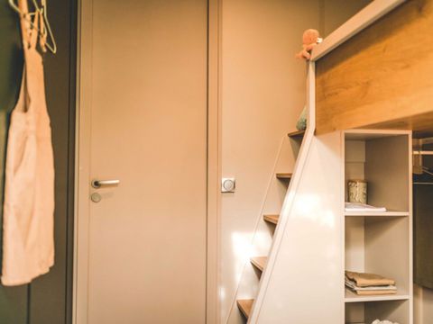 MOBILHOME 6 personnes - NEW // Mobil-home Premium 40m² (3 chambres) + Terrasse couverte + TV + Climatisation + 2SDB