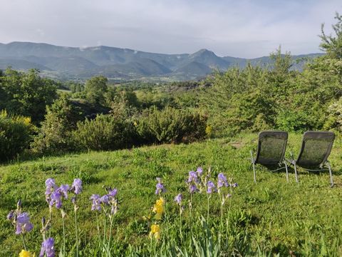 MOBILHOME 4 personnes - Premium "Patio" 37m² - 2 chambres - 2 salles de douche + Jardin privé + 2 TV + Nespresso