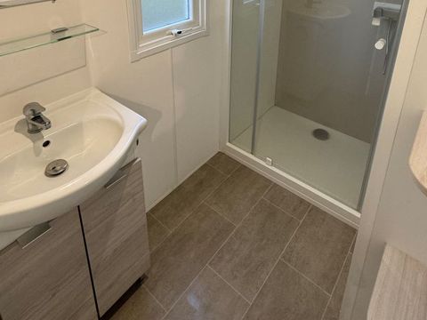 MOBILHOME 6 personnes - Premium "EVO" 29m² - 2 chambres - Clim - LV - Four - Terrasse ombragée