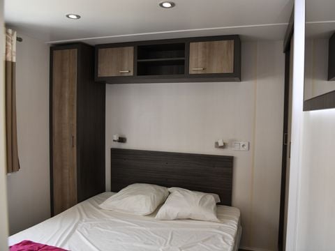 MOBILHOME 5 personnes - 3 chambres - CLIM - TV