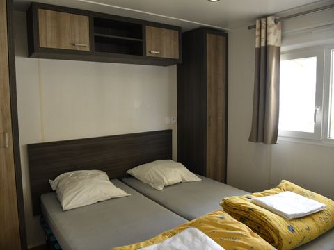 MOBILHOME 5 personnes - 3 chambres - CLIM - TV