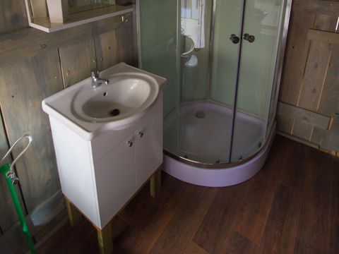 TENTE TOILE ET BOIS 5 personnes - Polari - Tente Safari + sanitaires + climatisation (5P)