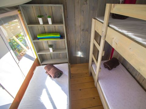 Tente en toile et en bois 5 personnes - Polari - Tente Safari - Sanitaires - Climatisation - 5P