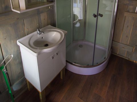 TENTE TOILE ET BOIS 5 personnes - Polari - Tente Safari + sanitaires + climatisation (5P)