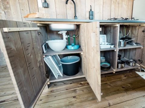 TENTE TOILE ET BOIS 4 personnes - Polari - Tente Safari + sanitaires + climatisation (4P)