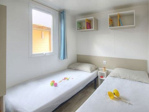 MOBILHOME 6 personnes - Comfort | 3 Ch. | 6 Pers. | Terrasse surélevée | Clim. | TV
