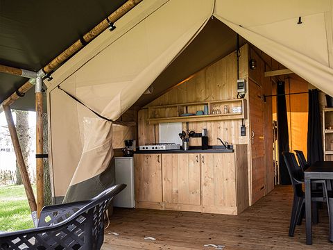 TENTE TOILE ET BOIS 4 personnes - Tente safari de luxe Woody 25 