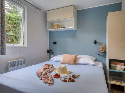 MOBILHOME 4 personnes - CONFORT - 2 chambres - vue mer