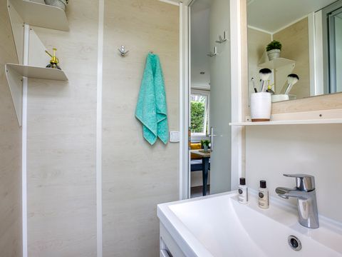MOBILHOME 4 personnes - CONFORT - 2 chambres - vue mer