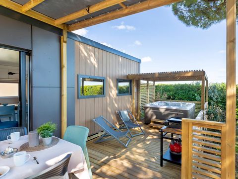 Mobilhome 6 personnes - Mobil-home EXCLUSIF - 3 chambres - 2 salles d'eau - Spa
