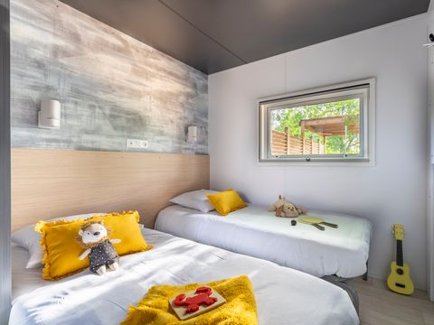 MOBILHOME 6 personnes - Mobil-home EXCLUSIF - 3 chambres - 2 salles d'eau - Spa