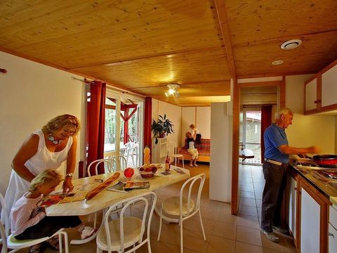 Mobilhome 6 personnes - Chalet | Classic XL | 2 Ch. | 4/6 Pers. | 2 SDB