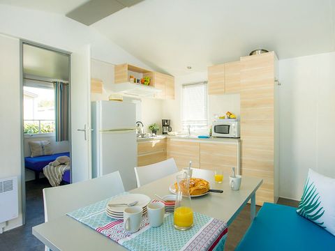 Mobilhome 6 personnes - Mobil-home | Classic XL | 2 Ch. | 4/6 Pers. | Terrasse surélevée non couverte | Clim.
