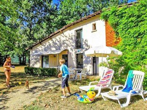 Appartement 6 personnes - Appartement | 2 Ch. | 4/6 Pers. | Terrasse surélevée non couverte | 2 SDB | TV
