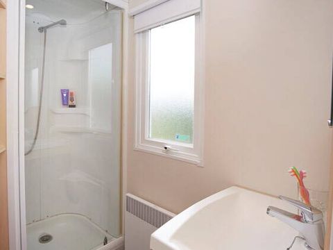 Bungalow 8 personnes - Mobil-home | Comfort | 3 Ch. | 6/8 Pers. | Terrasse surélevée non couverte