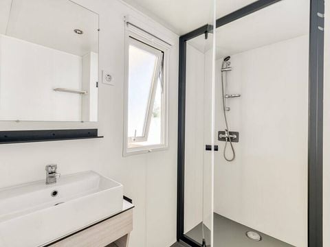 MOBILHOME 4 personnes - Mobil-home | Premium | 2 Ch. | 4 Pers. | Terrasse surélevée | Clim. | TV