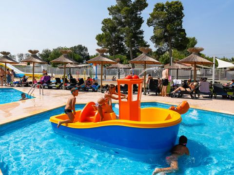 Camping Le Bosc d'En Roug - Camping Pyrenees-Orientales