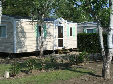 Mobilhome 6 personnes - (arrivée le dimanche) - TV