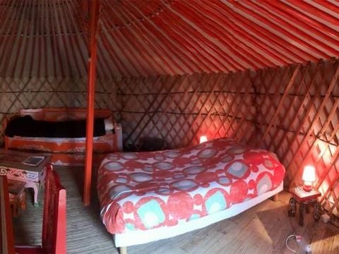 Hébergement 4 personnes - Yourte 4 pers max