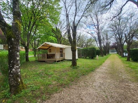 LODGE 5 personnes - Lodge Confort 2 chambres 4/5 pers Non Sanitarisé (4 adultes max + 1 enfant)