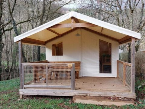 LODGE 5 personnes - Lodge Confort 2 chambres 4/5 pers Non Sanitarisé (4 adultes max + 1 enfant)