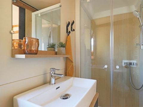 MOBILHOME 5 personnes - Tiny Lodge 2 chambres 5 personnes (4 adultes max + 1 enfant)