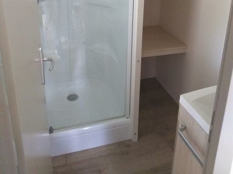 Mobilhome 6 personnes - Gamme Confort – - 3 chambres