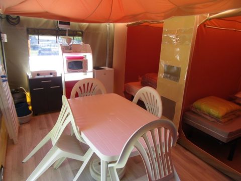 Bungalow toilé 4 personnes