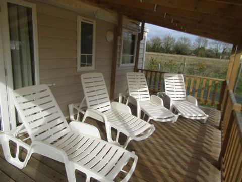 MOBILHOME 8 personnes - Gamme Confort – 3 ch – 8 pers