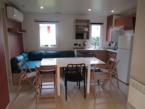 MOBILHOME 10 personnes - Gamme PREMIUM – 4 ch – 10 pers – 2 SDB