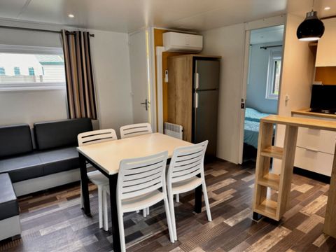 Mobilhome 4 personnes - Gamme - PREMIUM - SPA – - 2 chambres - 2 salles de bain – - Climatisation