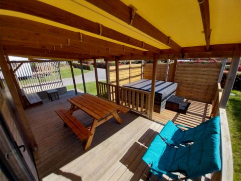 Mobilhome 6 personnes - Gamme - PREMIUM - SPA – - 3 chambres - 2 salles de bain – - Climatisation