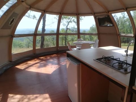 HÉBERGEMENT INSOLITE 4 personnes - DOME PANORAMIQUE - Sans sanitaires